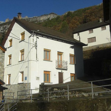 Vivienda Lanzón Vila Salinas de Bielsa Exterior foto